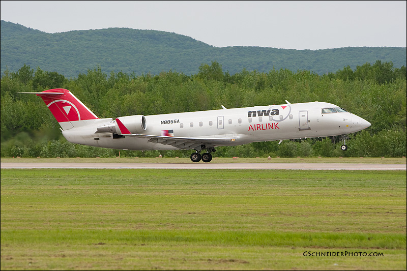 NWA CRJ
