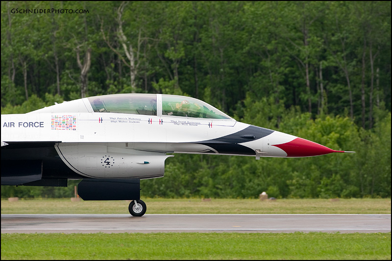 Thunderbird solo landing