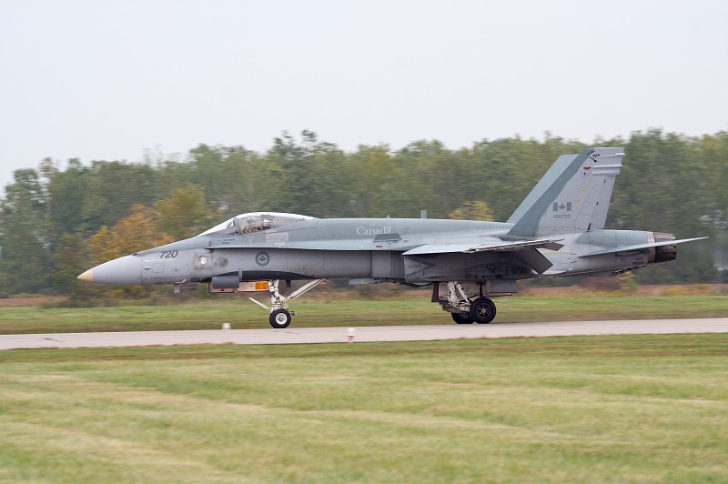 CF-18