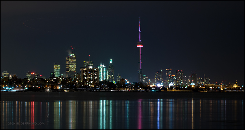 Toronto skyline at night
